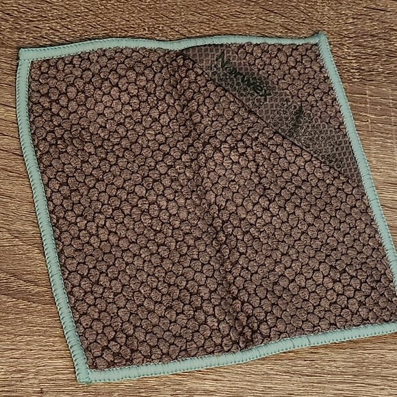 Norwex Eco-Friendly Napkin Kit, NWT - Picture 6 of 7